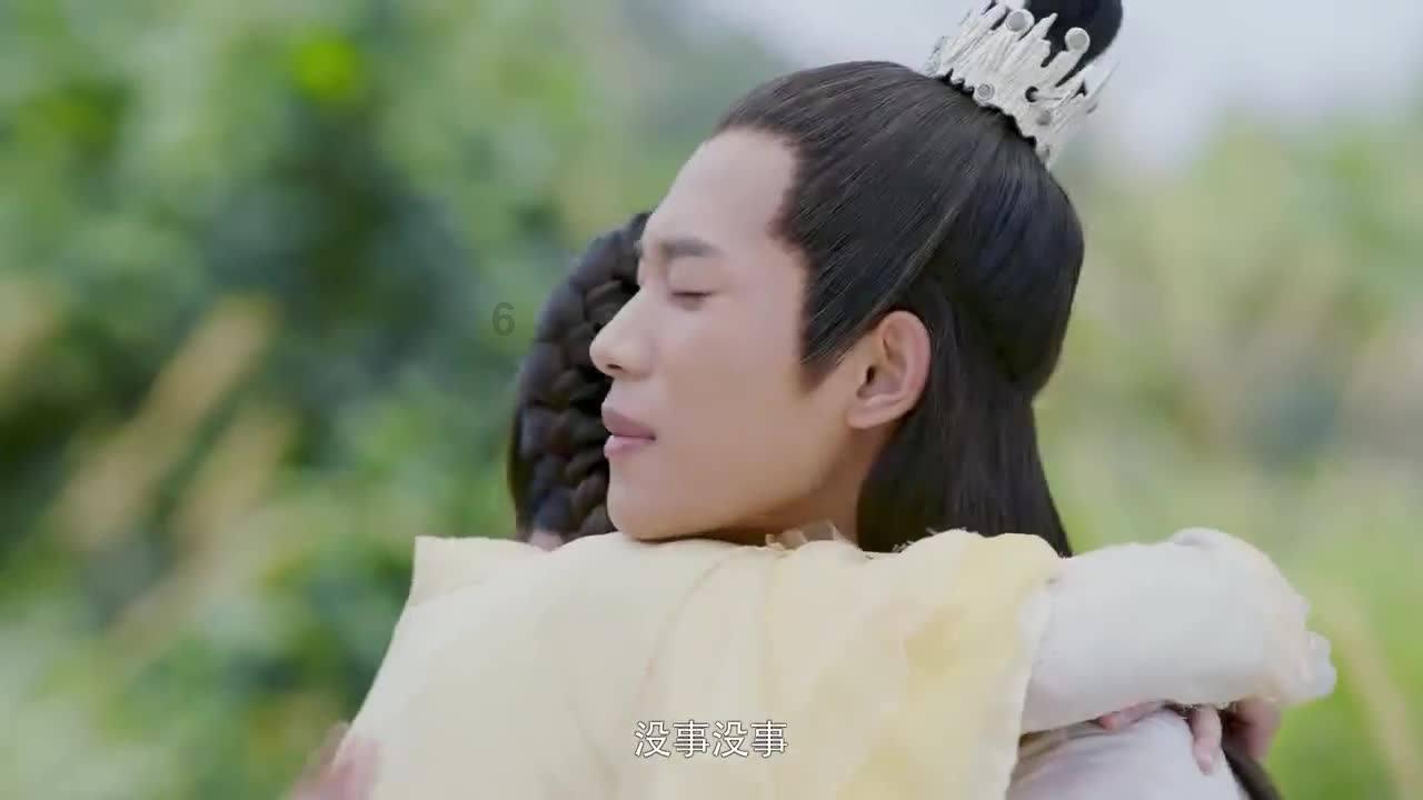 铁路附近做这种事，违法！